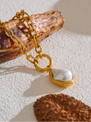 Perlaire Necklace
