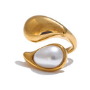 Larme d’Or – Alba Pearl Ring